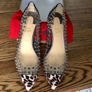 SOLD ON EBAY!Christian Louboutin 41.5 Spike me !!